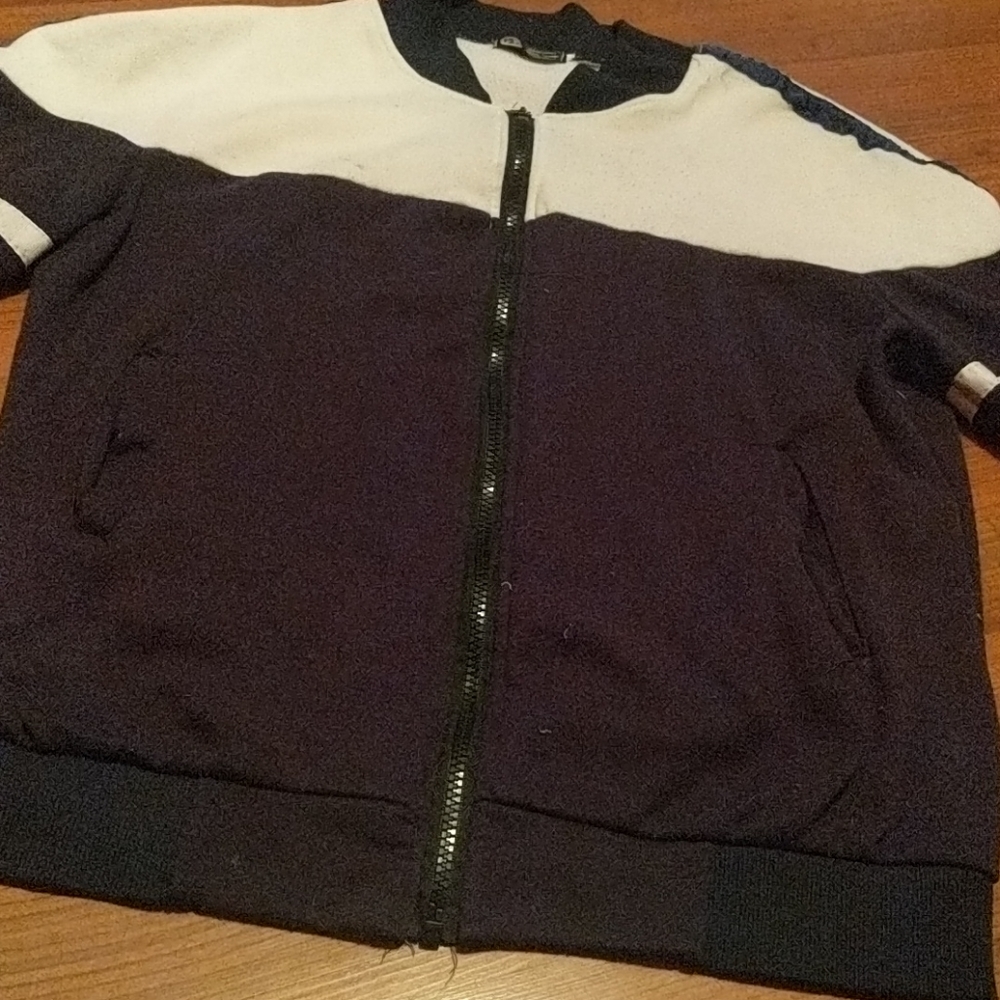 Sweater - Picture 2 of 2